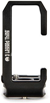 3 Legged Thing OLLIEQD B 90mm Arca L Bracket Dark/Matte Blk for OM System OM 1 / OM 1 Mk II