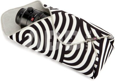 3 Legged Thing WRAPZ Self adhesive Reusable Cloth Wrap Swirl Large