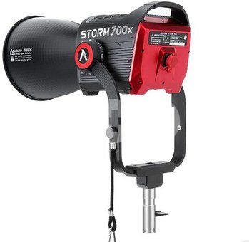Aputure Storm 700x