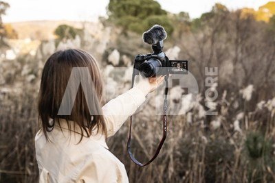 Canon EOS R7 + Mount Adapter EF EOS R
