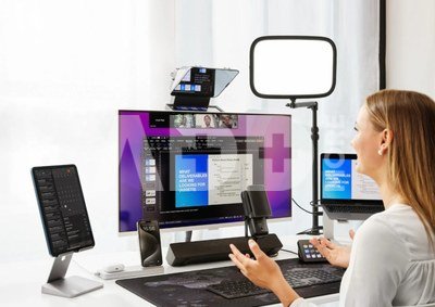 Elgato | Prompter | Black