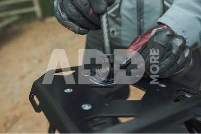 GoPro Locking 1/4-20 Mounting Buckle