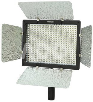 LED šviestuvas - prožektorius YongNuo YN-600L II (5500K)