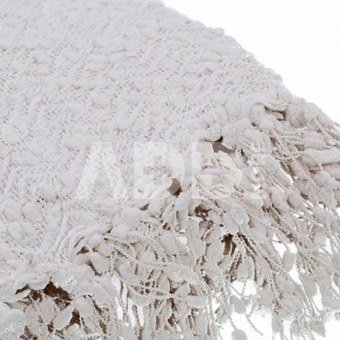 Newborn Tassel Blanket Cream TBC 127 x 178 cm