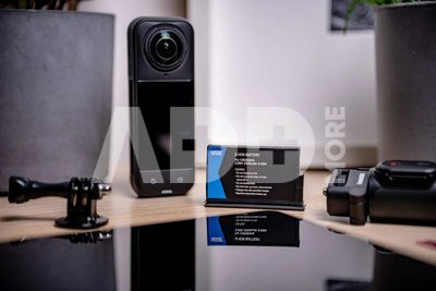 Newell battery Insta360 X5
