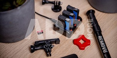 Newell charger SDC-USB-C + 3 Osmo Action batteries