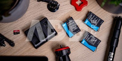 Newell charger SDC-USB-C + 3 Osmo Action batteries