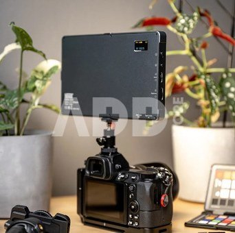 Newell video light RGB-W Rangha Max LED