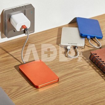 Nitecore POCKET 5 Magnetic Ultra Thin Power Bank Alloy Orange