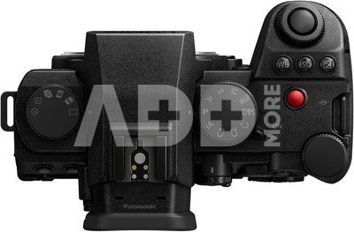 Panasonic Lumix DC-S5IIX + 20-60mm