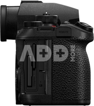 Panasonic Lumix S1RII body + 24-105 F4
