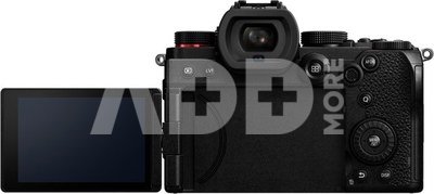 Panasonic Lumix S5D + 18-40mm