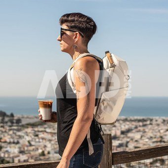 Peak Design Everyday Backpack Zip V2 15L, bone (BEDBZ-15-BO-2)