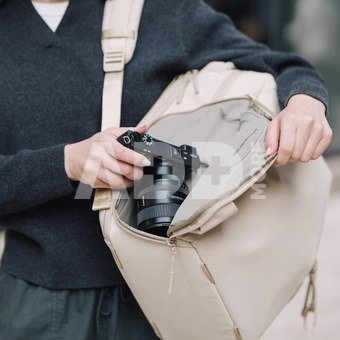 PGYTECH OneGo Lite Backpack 16L (Cream） - Schoolbags - Backpacks