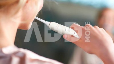 Philips | Electric toothbrush with app | HX9914/69 Sonicare DiamondClean 9000 | Rechargeable | For adults | Number of brush heads included 2 | Number of teeth brushing modes 4 | Black/Rose gold