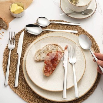 Salter BW124271EU7 44-Piece Winslow Cutlery Set