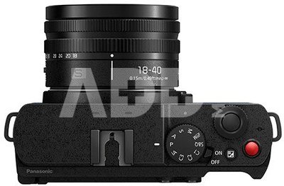 Panasonic Lumix DC-S9 + 18-40mm Classical Blue