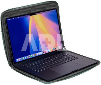 Thule Gauntlet MacBook Pro Sleeve 16" - Green, 3205413 | Thule