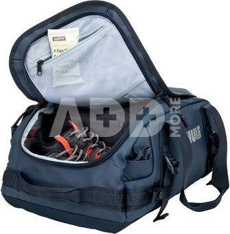 Thule 5586 Chasm 30L duffel bag darkest blue
