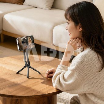Ulanzi MA57 MagSafe Carabiner Lightweight Phone Tripod