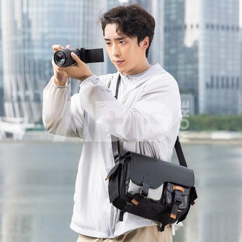 Ulanzi MS12 Messenger Bag(White)