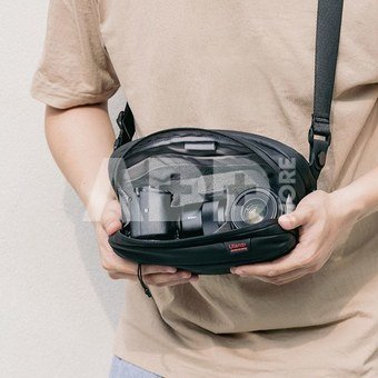 Ulanzi TRAKER Travel Chest Bag