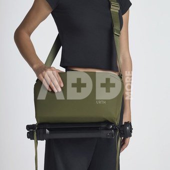 Urth Dolomite Camera Sling 8L (Green)