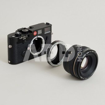 Urth Lens Mount Adapter: Compatible with Canon (EF / EF S) Lens to Leica M Camera Body
