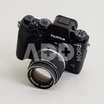 Urth Lens Mount Adapter: Compatible with Olympus OM Lens to Fujifilm X Camera Body