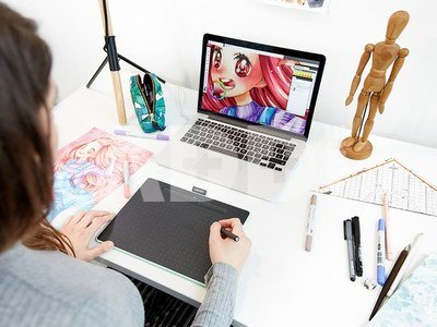 Wacom Intuos M Bluetooth Pistachio
