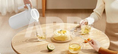 Xiaomi Insulated Kettle 1.8L, white