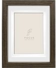 Focus Dahlia Walnut 24x30/PP 18x24