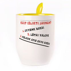 A cup with a spoon. Yellow (250 ml)