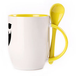 A cup with a spoon. Yellow (250 ml)