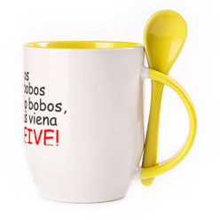 A cup with a spoon. Yellow (250 ml)