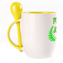 A cup with a spoon. Yellow (250 ml)