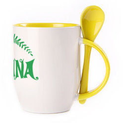 A cup with a spoon. Yellow (250 ml)