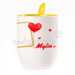 A cup with a spoon. Yellow (250 ml)