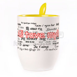 A cup with a spoon. Yellow (250 ml)