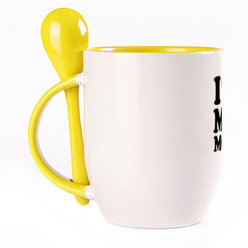A cup with a spoon. Yellow (250 ml)