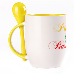 A cup with a spoon. Yellow (250 ml)